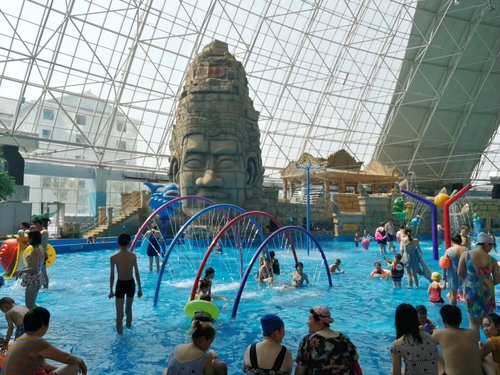 最新の会社の事例について セント・ゴッティ湾水の世界