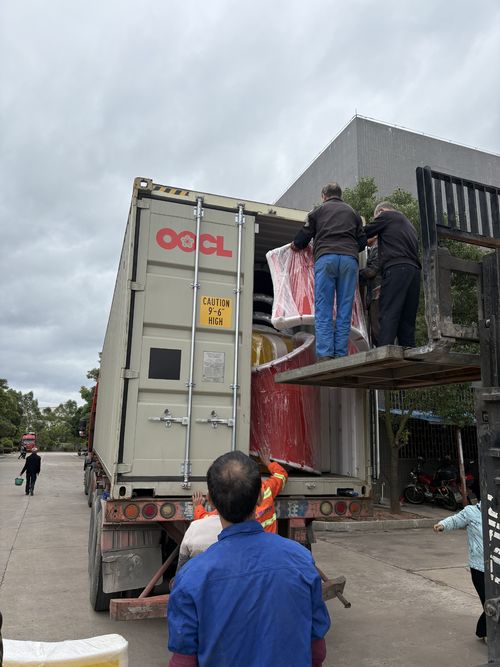 最新の会社の事例について ウォータースライダーの発送準備ができました