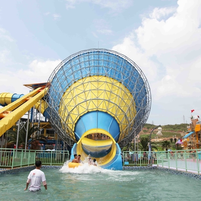 品質  Water Park Equipment Adult Large Water Slide 4 Persons Riding 工場