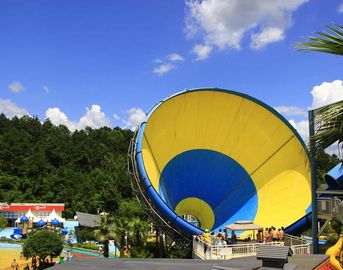 大人のためのFRPの水水テーマ パークは/トルネード スライド16mのプラットホームの高さをカスタマイズしました