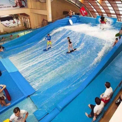 遊園地は水公園の単一、サーフのシミュレーターのためのサーフボードのスケートボードに乗ります