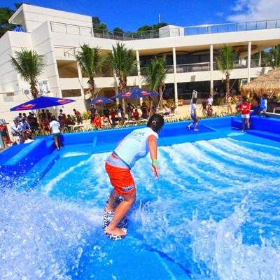 新型のFlowrider水乗車は、2人のサーファー スケートボードを水公園のための/カスタマイズされるサーフします