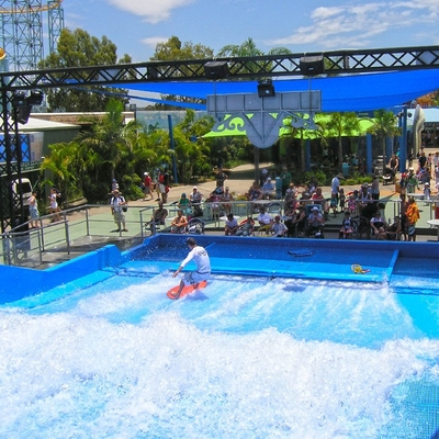 サーフの Flowrider 水乗車、水魅力のための極度なスポーツの楽しみの乗車