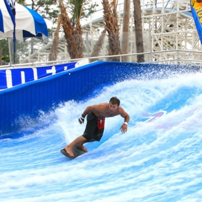 スケートボードをするサーフのスポーツのための屋外の水の演劇の Flowrider 水乗車
