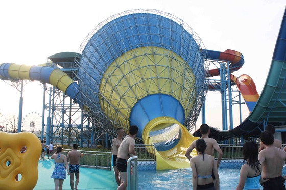 商業ガラス繊維水プールは水公園のための滑りましたり/中型のトルネード水スライド