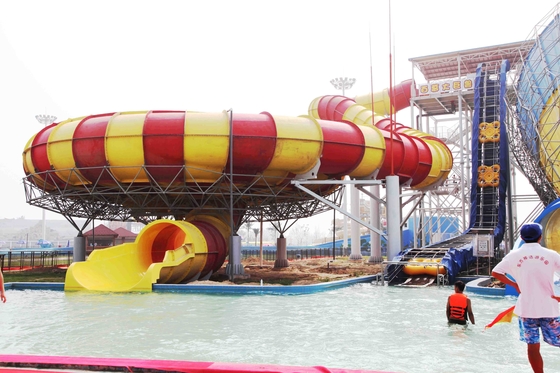 高容量 720 のライダー/h が付いている水公園装置スペース ボール水スライド