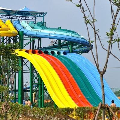 ガラス繊維水スライドを競争させている魅力的な蝶は水公園のための炭素鋼フレームに電流を通しました