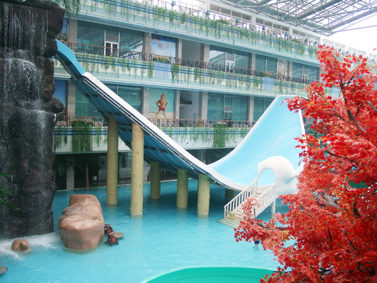 Ourdoorのための水遊園地のEquipmmentの振動水スライド240人のライダー/h