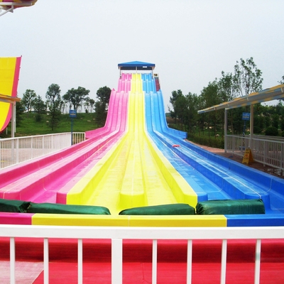 Combinantion Waterparkプロダクトのための商業大人のプラスチック水スライド