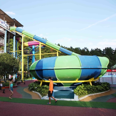 カスタマイズされた楽しみの水公園のガラス繊維水スライド巨大なスペース裏庭水スライド