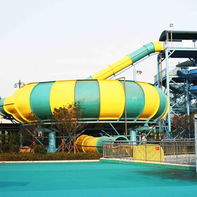 水道事業のためのカスタマイズされた楽しみの水公園のガラス繊維水スライド巨大なスペース水スライド