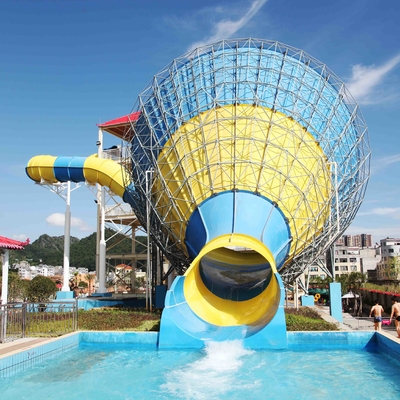 巨大なトルネード家族の乗馬のための注文水スライドの幅18.6m 42*60m