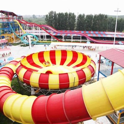 テーマ パークは水公園のためのスーパー ボール水運動場装置を滑らせます