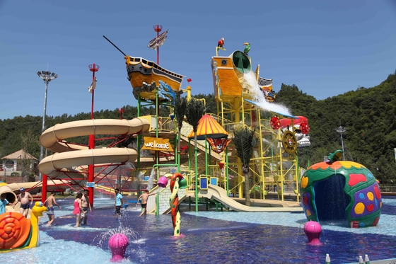 浮遊水家の大きい水の運動場の主題のホテル屋外水公園のガラス繊維装置