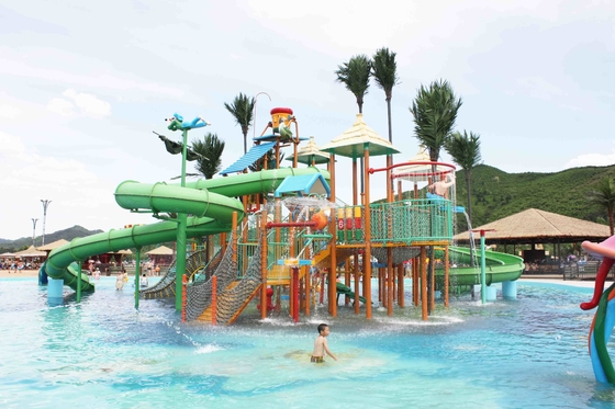 家族の水公園のスライドが付いている商業水の運動場のガラス繊維は/水公園Equipemntをカスタマイズしました