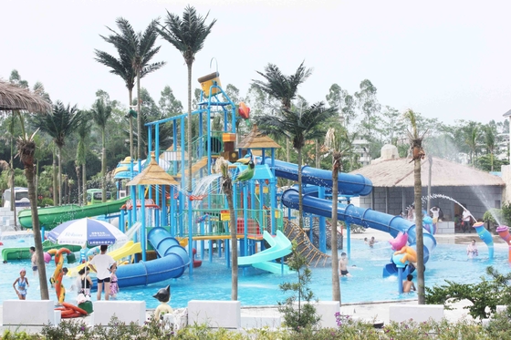 waterpark の大きい水の運動場装置は、水公園のゲーム写し出します