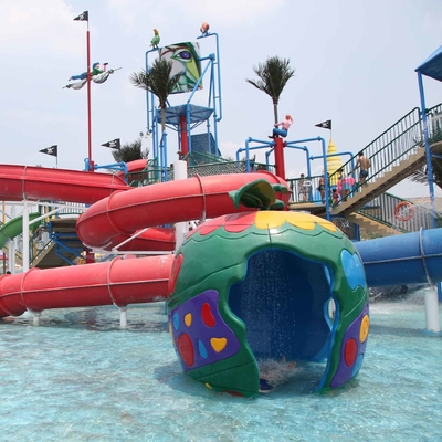 プールの子供/子供の楽しみのためのカスタマイズされた多彩なコイのスプレーの水公園装置