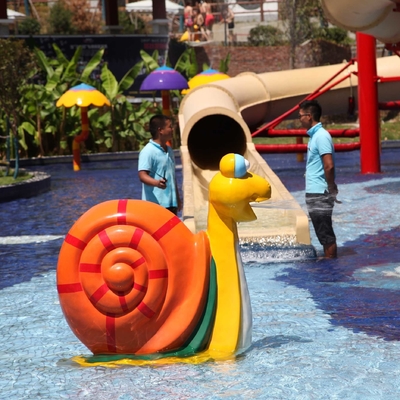 ガラス繊維の水楽しみのための物質的な庭のスプレー公園装置水噴水