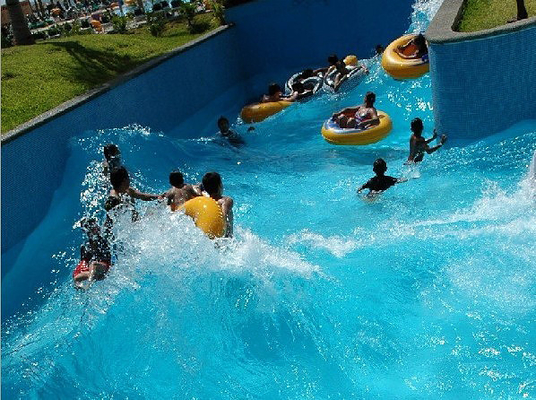 別の長さ水公園の不精な川装置ポンプ力の商業使用