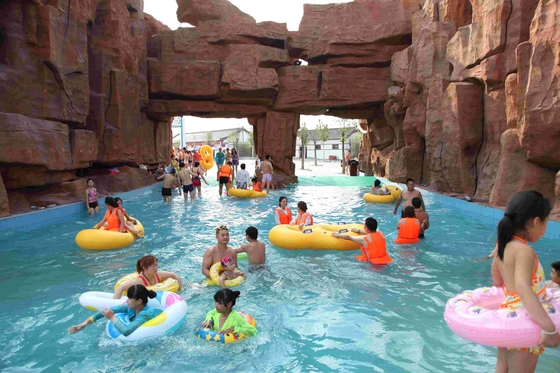 注文の構造の水水公園のための不精な川装置