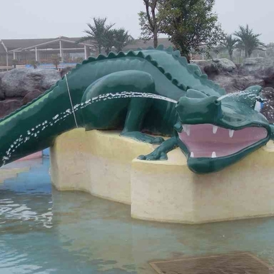 小さいガラス繊維水プールは子供、水公園装置のワニのスライドのために滑ります