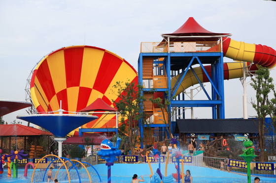 水公園の水公園装置の製造者のためのガラス繊維の大きいトルネード水スライド