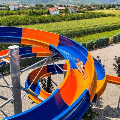 Aqua Park Pejë — コソボの 40,000 平方メートルのウォーターパーク |ヴィソン ウォーターパークス
