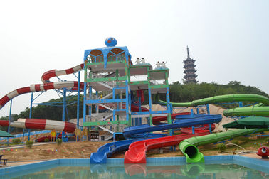 娯楽 Waterpark のプロジェクト、Gaint 水公園装置の子供の Theming 水公園のスライド