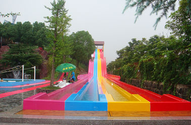 ゲームを競争させている大人のための水公園の構造のガラス繊維水公園の乗車